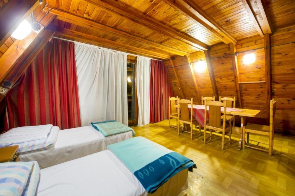 Hotel Wawrzkowizna Rząsawa Esterno foto