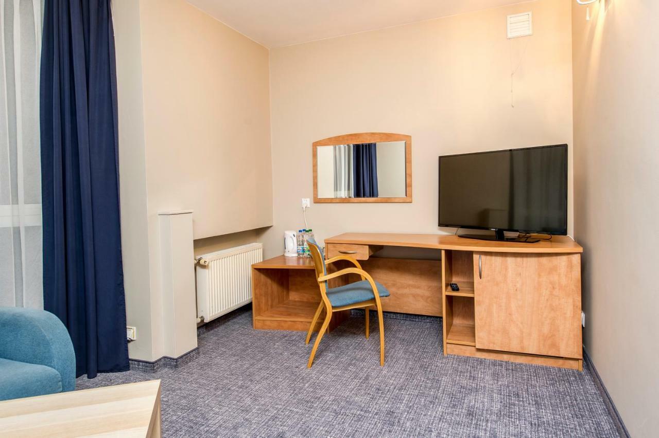 Hotel Wawrzkowizna Rząsawa Esterno foto